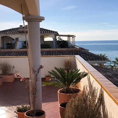 Cal Salmare Seafront Apartment With Rooftop Terrace And Pool Calafell Exterior foto