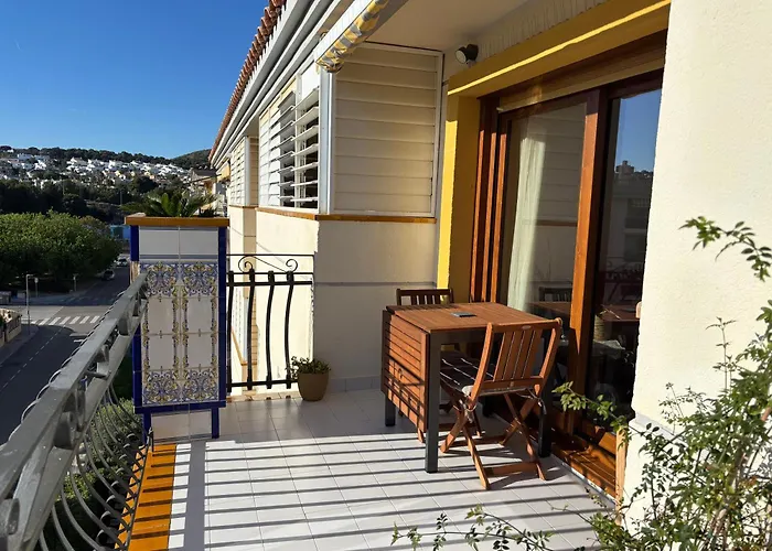 Cal Salmare Seafront Apartment With Rooftop Terrace And Pool